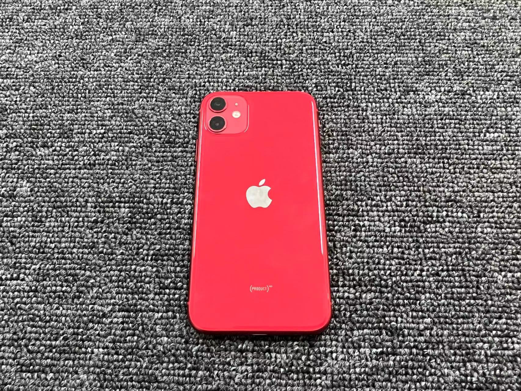 iPhone 11 64G 国行 红色 85%电 后摄一小掉漆 屏有几条极细划痕