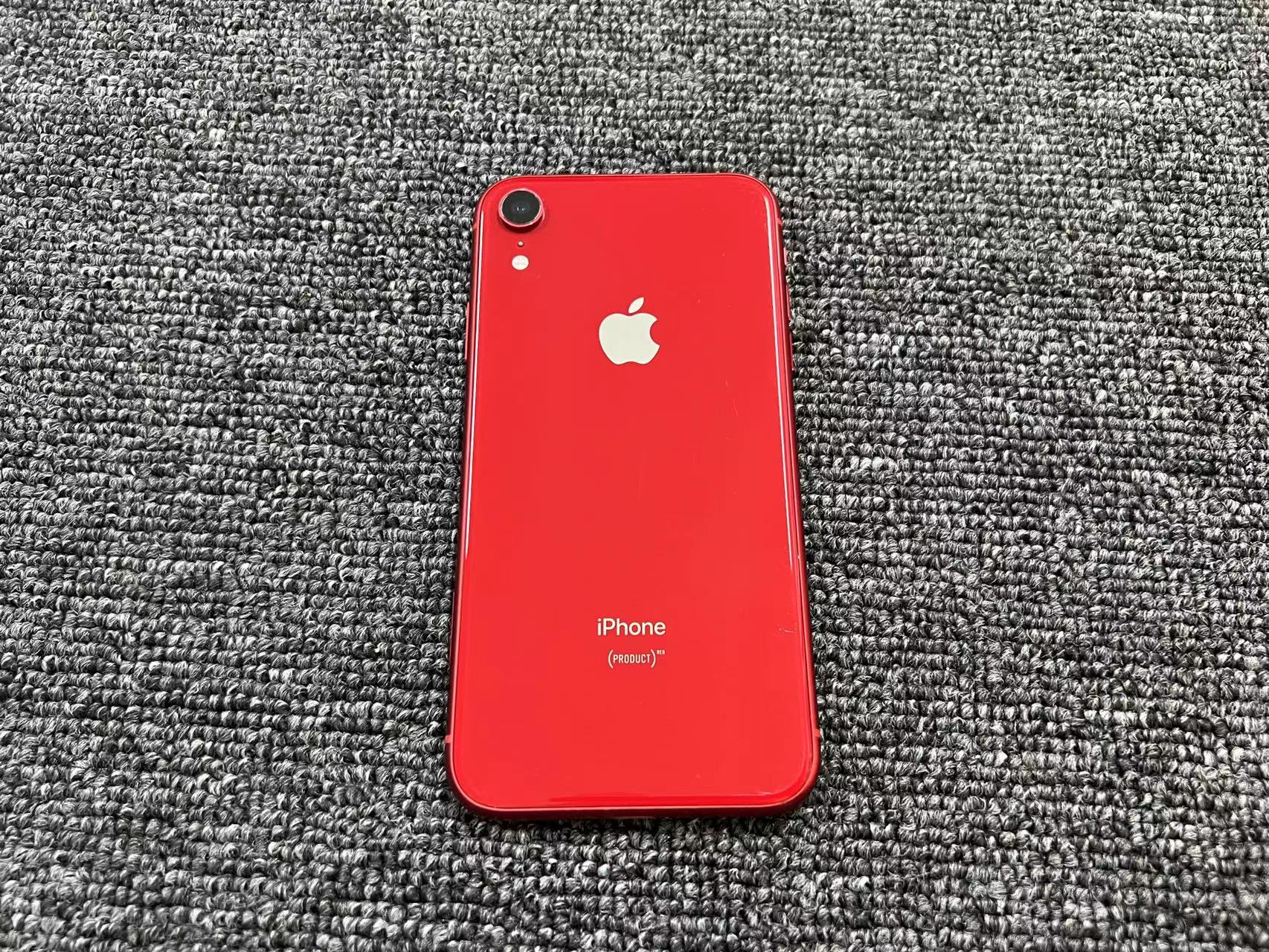 iPhone xr 美版 64G 红色 83%电 框一处磕碰 屏小花 屏有背光